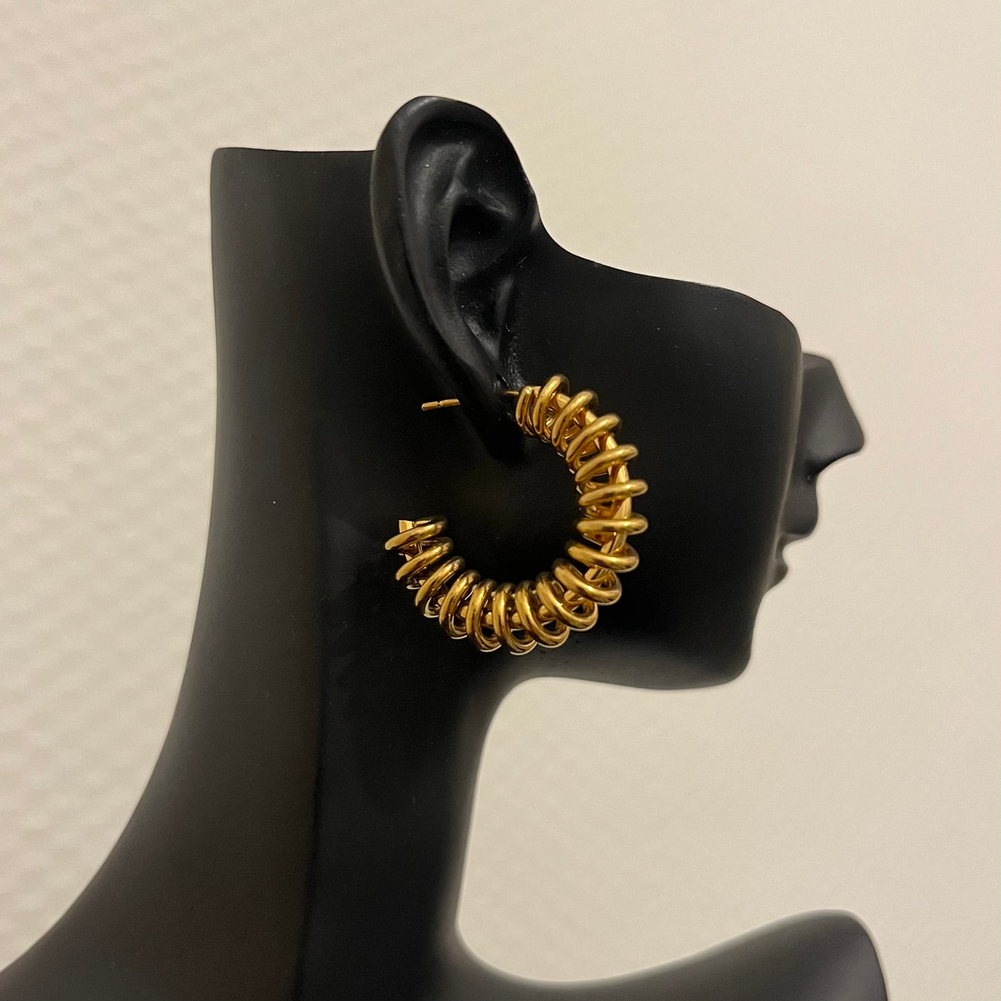 Boucles d'oreilles créoles en ressort