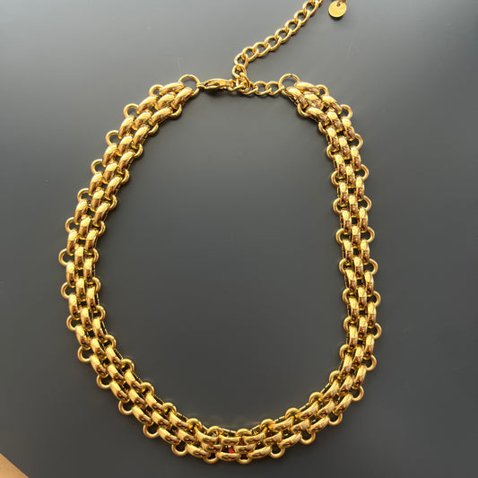 Collier grosses mailles